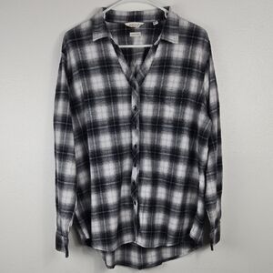 WEATHERPROOF VINTAGEOutfitters Black and White Checkered Shirt